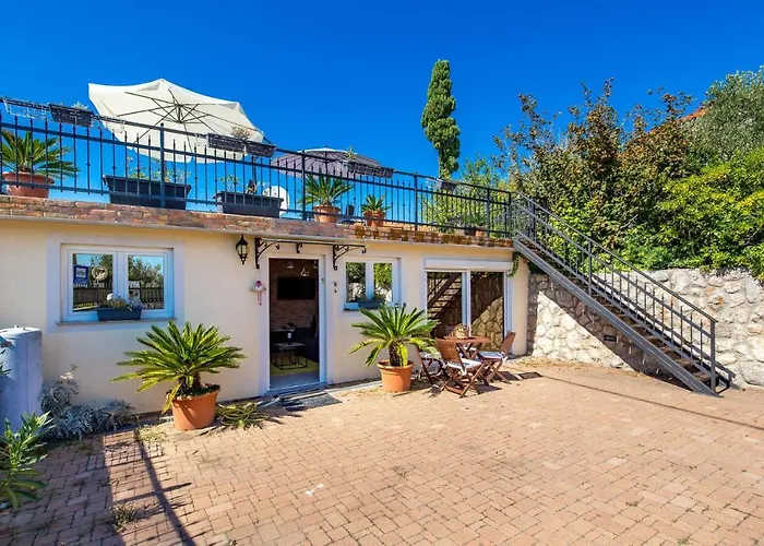 度假居 Pet Friendly In Rab With Wifi *