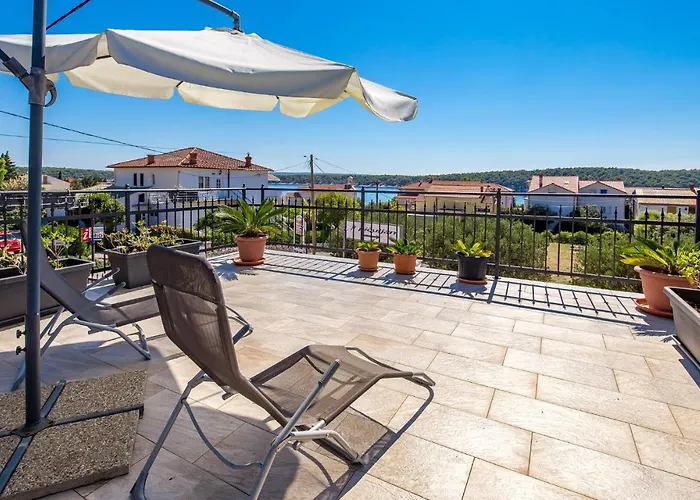Pet Friendly In Rab With Wifi 度假居 Barbat na Rabu