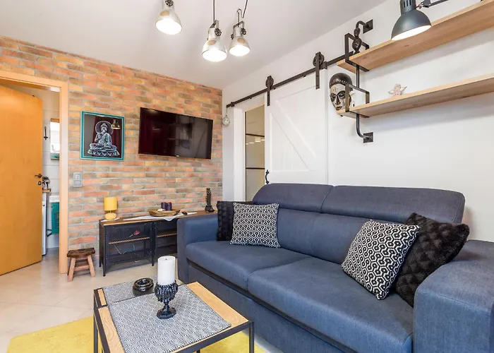 Pet Friendly In Rab With Wifi 度假居