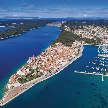 Pet Friendly In Rab With Wifi *